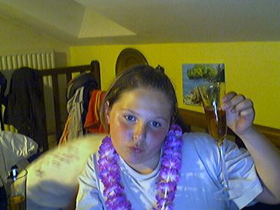 laura en mode jme la pete 